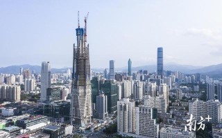 深圳在建第一高楼顶升突破300米