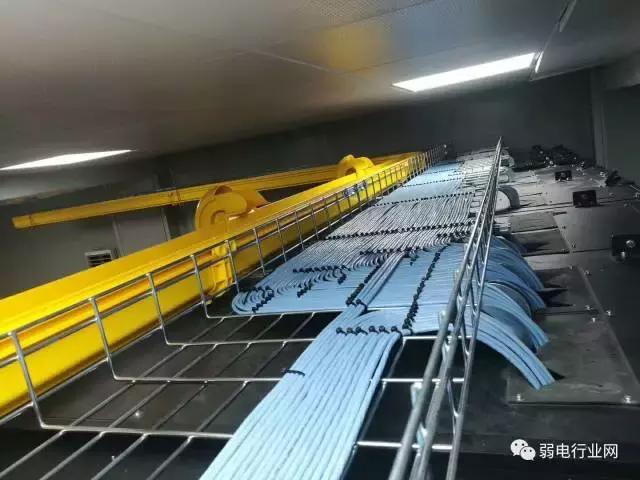 机房布线实例，看看同行们是怎么布线的-第8张图片-深圳弱电安装公司|深圳弱电安装工程|深圳弱电系统集成-【众番科技】