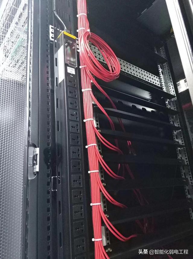 智能化弱电机房工程施工过程图片，看看同行干的怎么样？-第6张图片-深圳弱电安装公司|深圳弱电安装工程|深圳弱电系统集成-【众番科技】